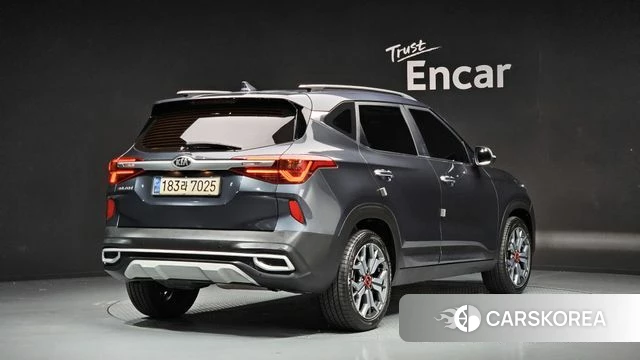 Kia Seltos id 4324511 из Кореи 12