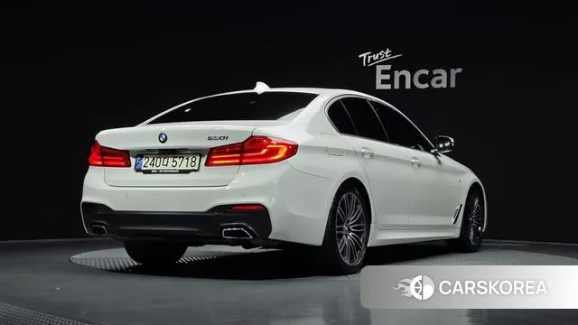 BMW 5 Series (G30) id 3514428 из Кореи 12