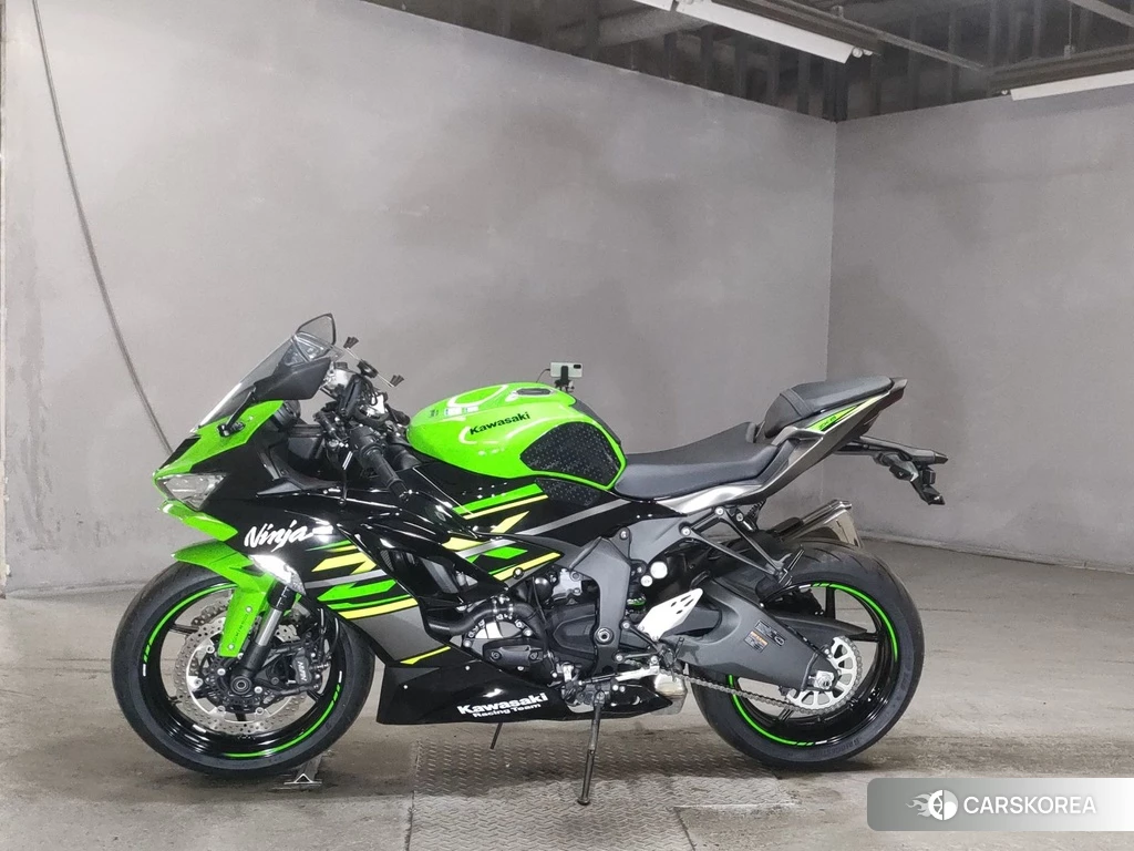 Проданный Kawasaki ZX-6R NINJA 2019 из Японии, фото 2