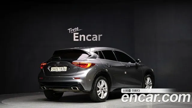 Infiniti Q30 id 2711954 из Кореи 12