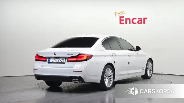 BMW 5 Series (G30) id 3701641 из Кореи 12