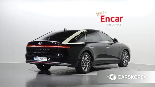 Hyundai Grandeur (GN7) id 3223327 из Кореи 12