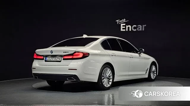 BMW 5 Series (G30) id 3707346 из Кореи 12