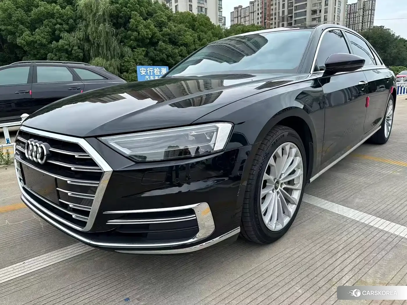 Audi A8 2022 Черный из Китая, фото 4