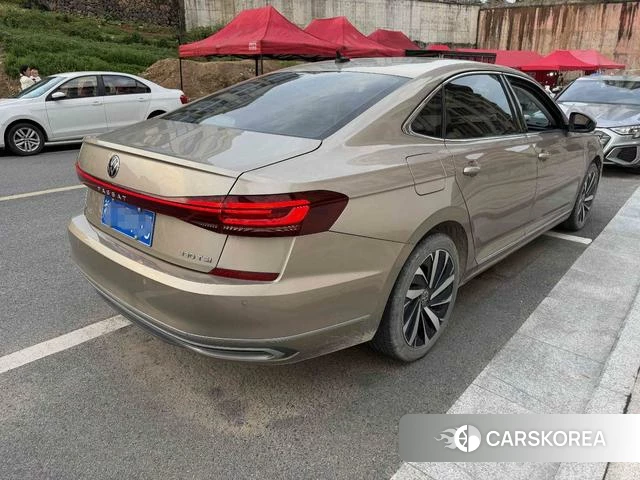Volkswagen Passat 2022 Шампань из Китая, фото 2