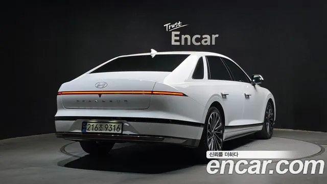 Hyundai Grandeur (GN7) id 2686176 из Кореи 12