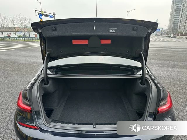 BMW 3 series id 4254749 из Китая 12