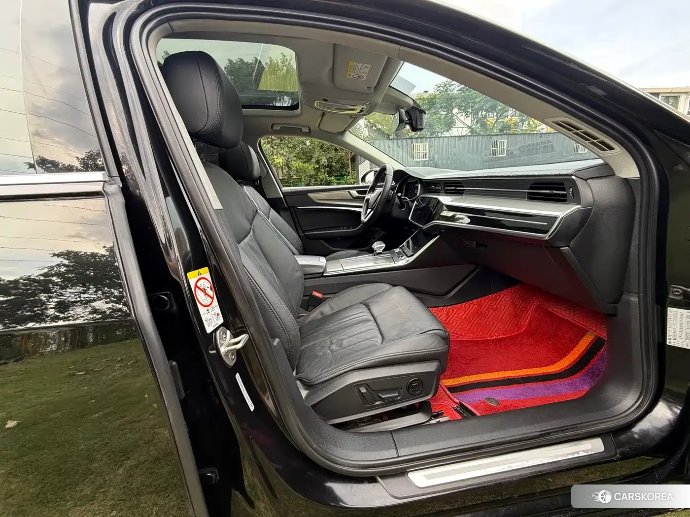Audi A6L id 4600941 из Китая 9
