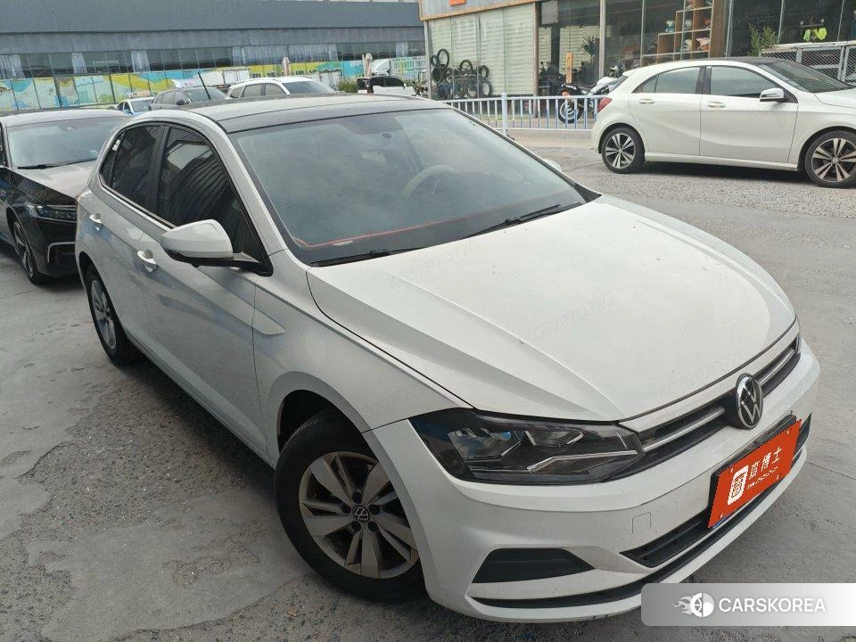 Volkswagen Polo 2021 Белый из Китая, фото 2