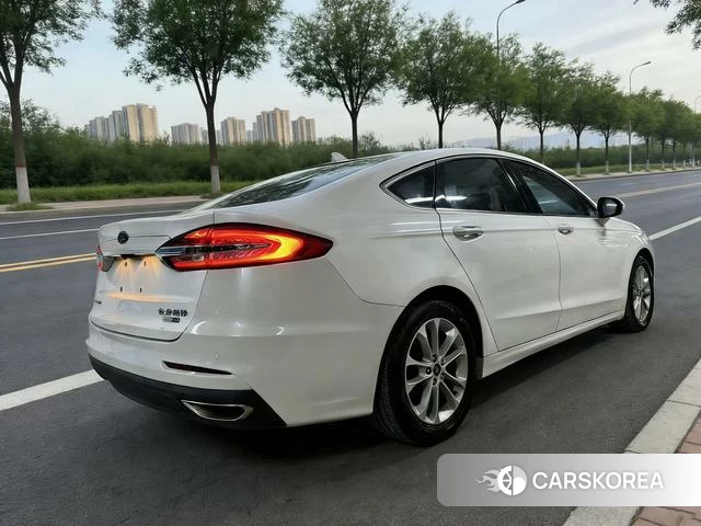 Ford Mondeo 2020 Белый из Китая, фото 2