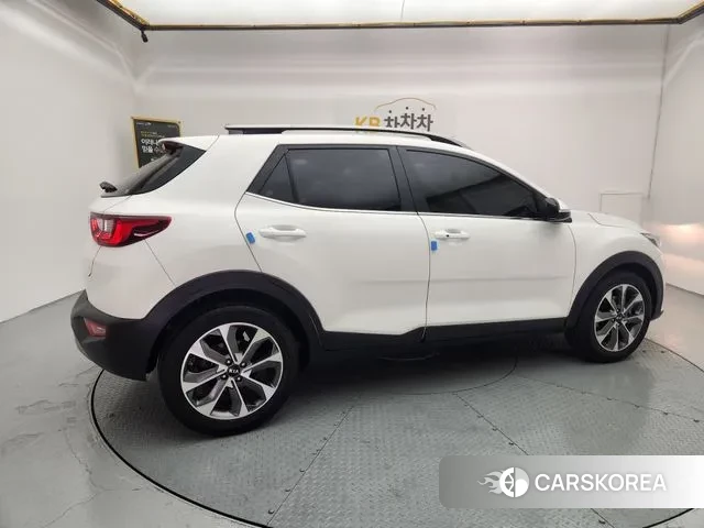 Kia Stonic id 3562986 из Кореи 12