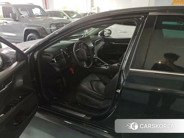 Toyota Camry 2021 Черный из Китая, фото 2