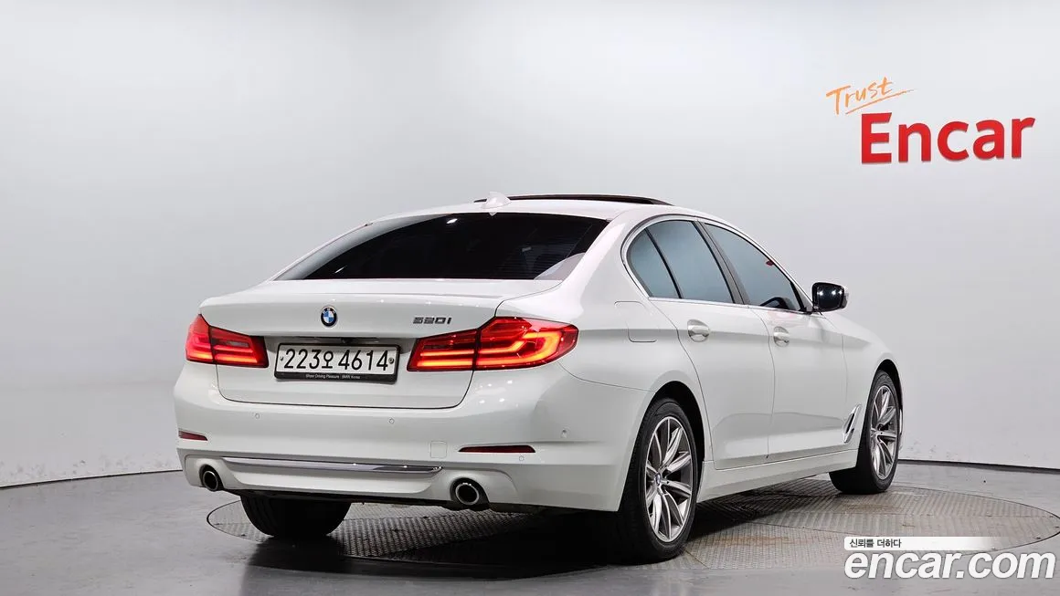 BMW 5 Series (G30) id 2122045 из Кореи 12