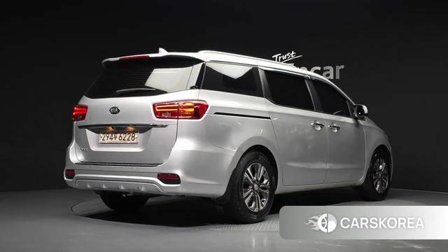 Kia The New Carnival id 4677907 из Кореи 12