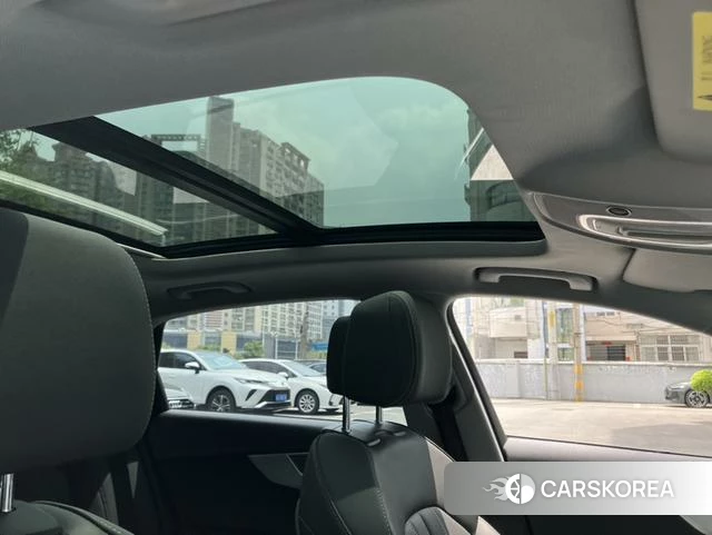 Audi A4L 2021 Белый из Китая, фото 4