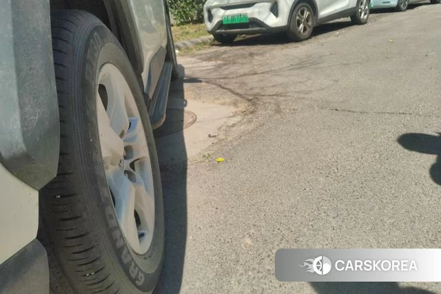 Toyota RAV4 Rongfang id 4272903 из Китая 9