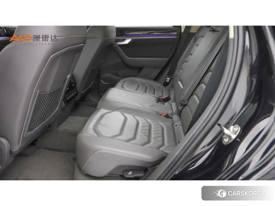 Volkswagen Touareg 2020 Черный из Китая, фото 2
