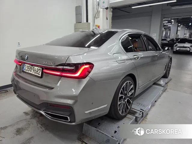 BMW 7 Series (G11) 2022 Серый из Кореи, фото 2