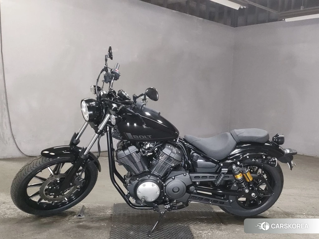 Проданный Yamaha BOLT 950R id 4173334 из Японии, фото 2