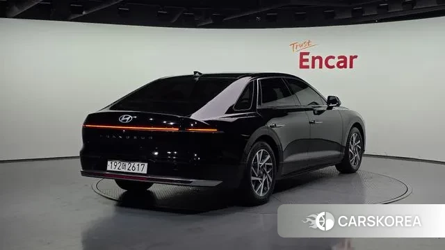 Hyundai Grandeur Hybrid (GN7) id 3022077 из Кореи 12