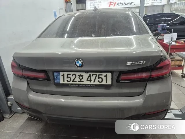 BMW 5 Series (G30) 2022 Серый из Кореи, фото 2