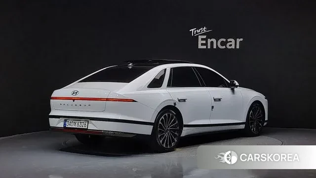 Hyundai Grandeur Hybrid (GN7) id 2879050 из Кореи 12