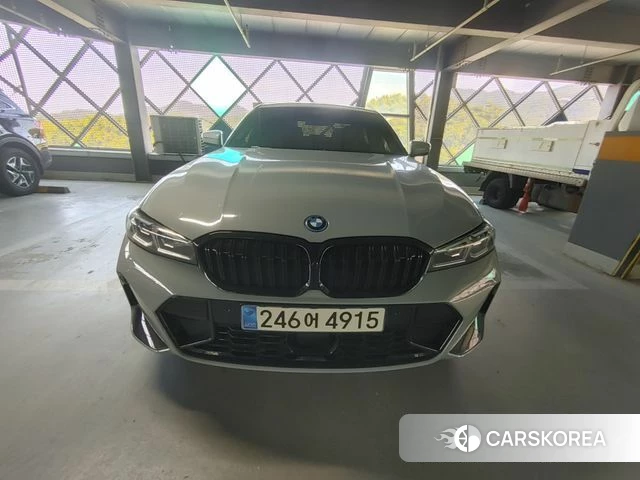 BMW 3 Series (G20) 2023 Серебристо-серый из Кореи, фото 2