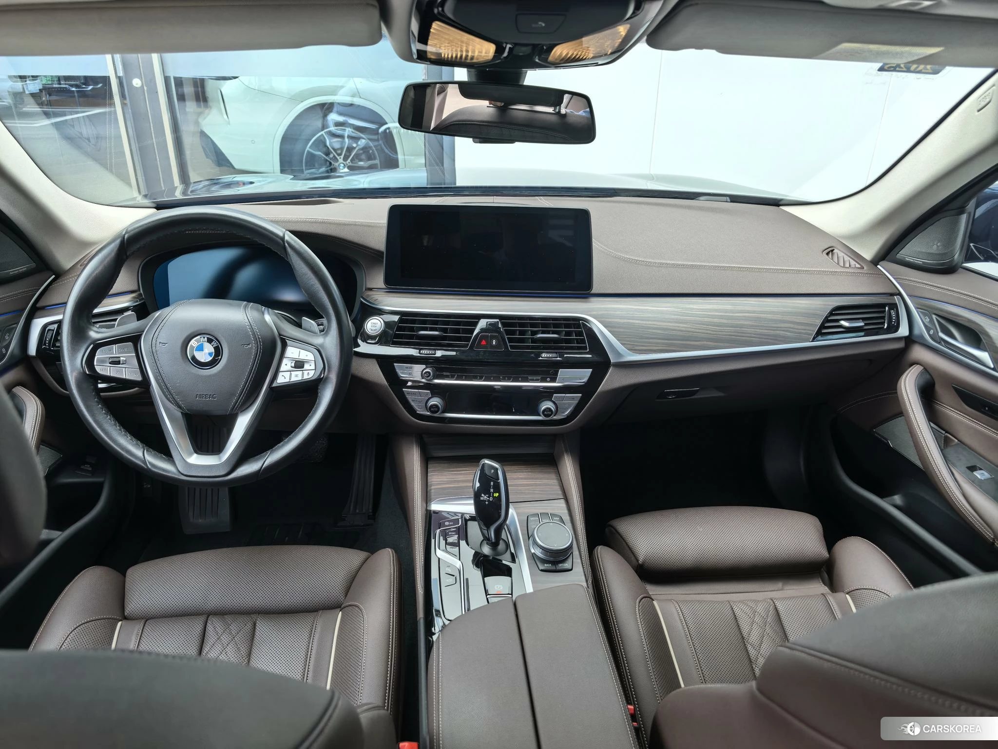 BMW 5 series 2020 Черный из Китая, фото 6