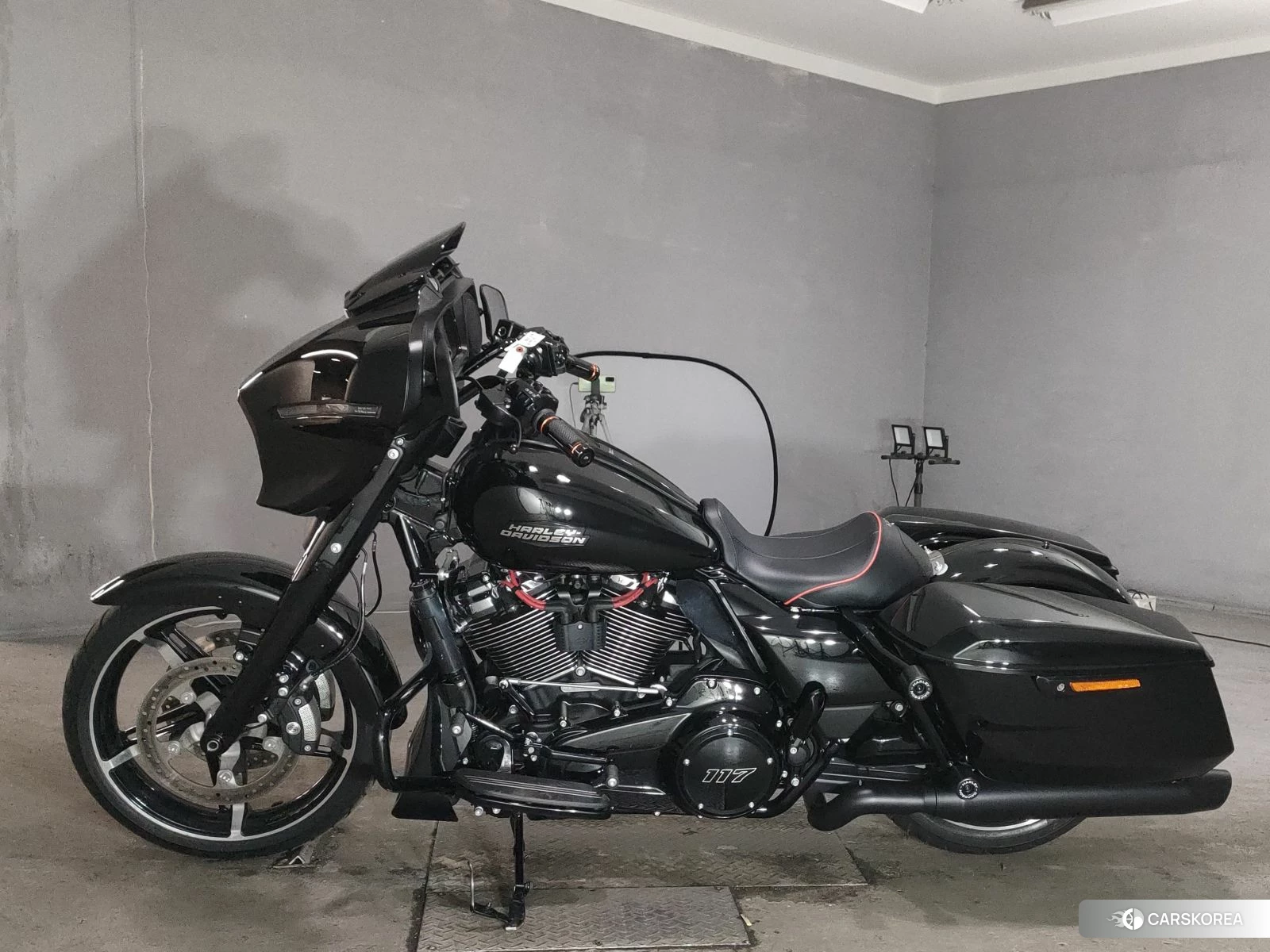 Harley-Davidson Street Glide ST FLHXST1920 2024 из Японии