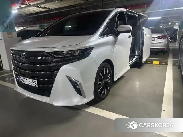 Toyota Alphard 4th Generation 2024 Белый из Кореи, фото 2