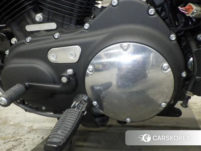 Engine photo
