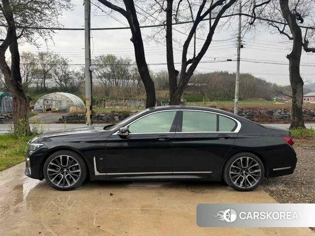 BMW 7 Series (G11) id 3893411 из Кореи 2