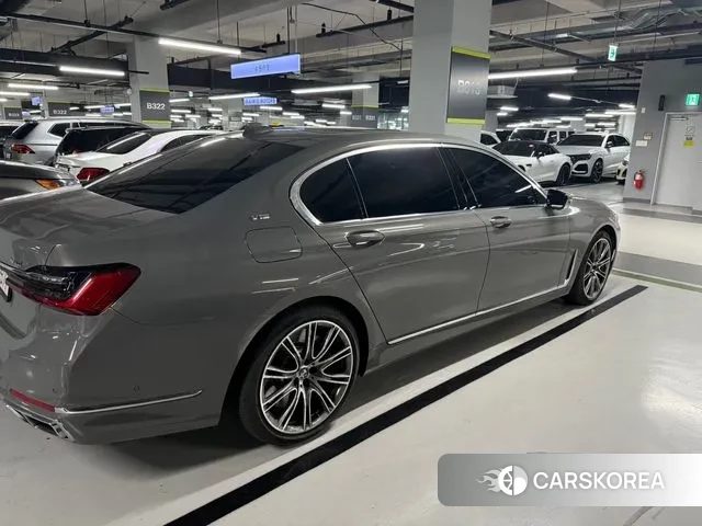 BMW 7 Series (G11) 2020 Серый из Кореи, фото 2
