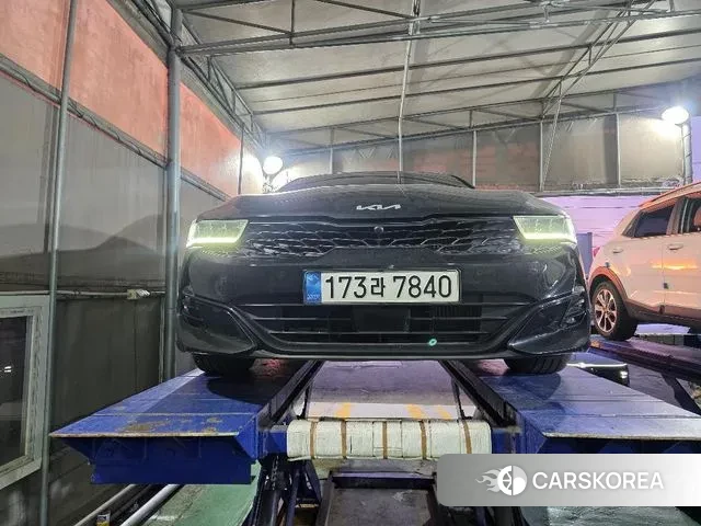 Kia K5 3rd generation 2022 Черный из Кореи, фото 2