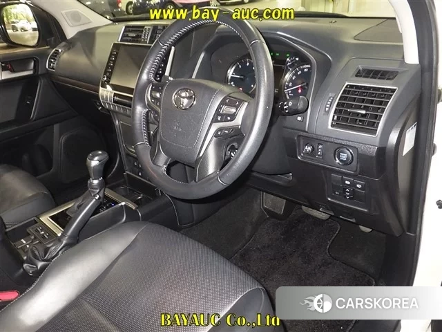 Toyota Land Cruiser Prado 2021 из Японии, фото 2