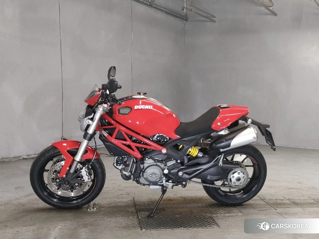 Проданный Ducati MONSTER 796 2012 из Японии, фото 2