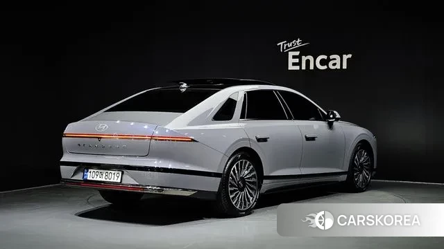 Hyundai Grandeur (GN7) id 2915202 из Кореи 12