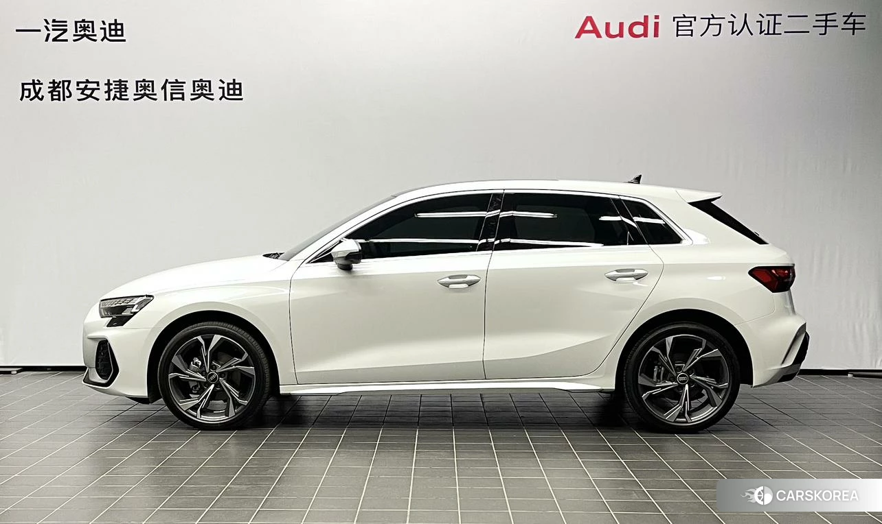 Audi A3 id 4468044 из Китая 12