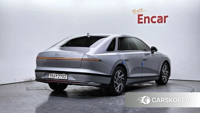 Hyundai Grandeur (GN7) id 4422183 из Кореи 12