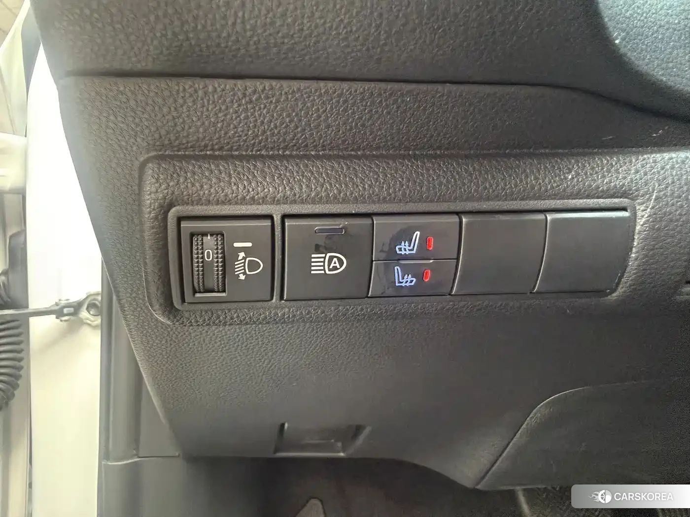 Toyota Corolla id 4669221 из Китая 12