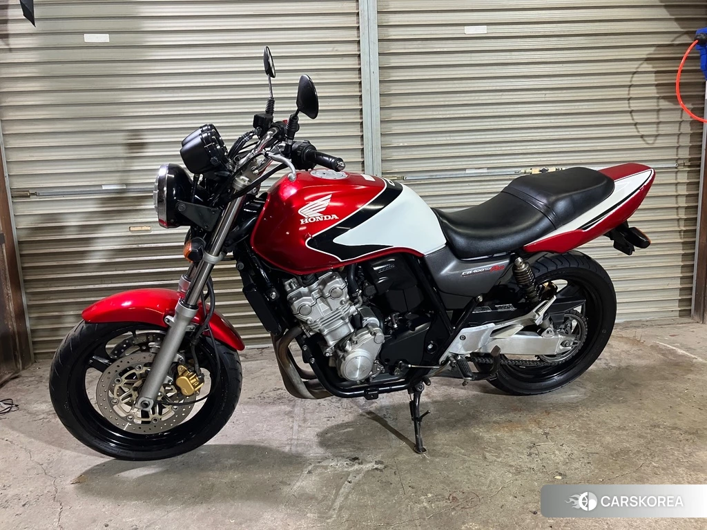 Проданный Honda CB400SF 2010 из Японии, фото 2