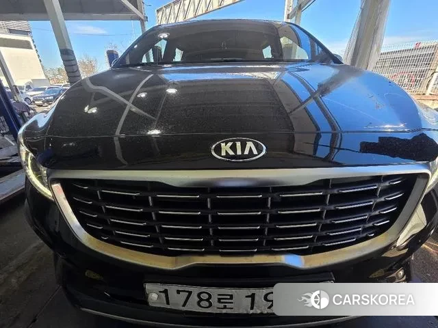 Kia The New Carnival 2018 Черный из Кореи, фото 2