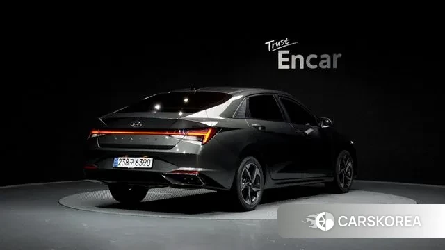 Hyundai Avante (CN7) id 3138935 из Кореи 12