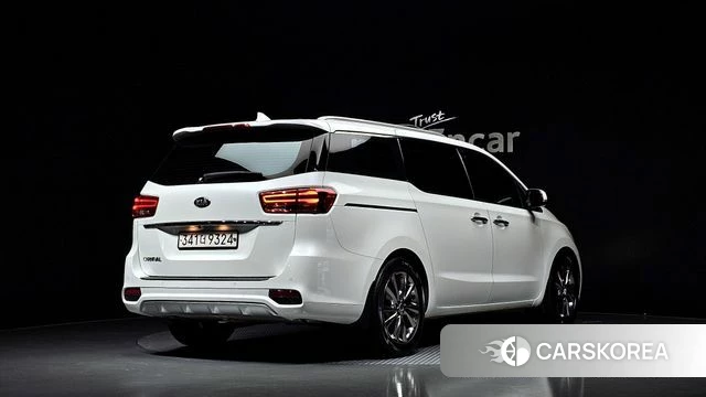 Kia The New Carnival id 4477123 из Кореи 12