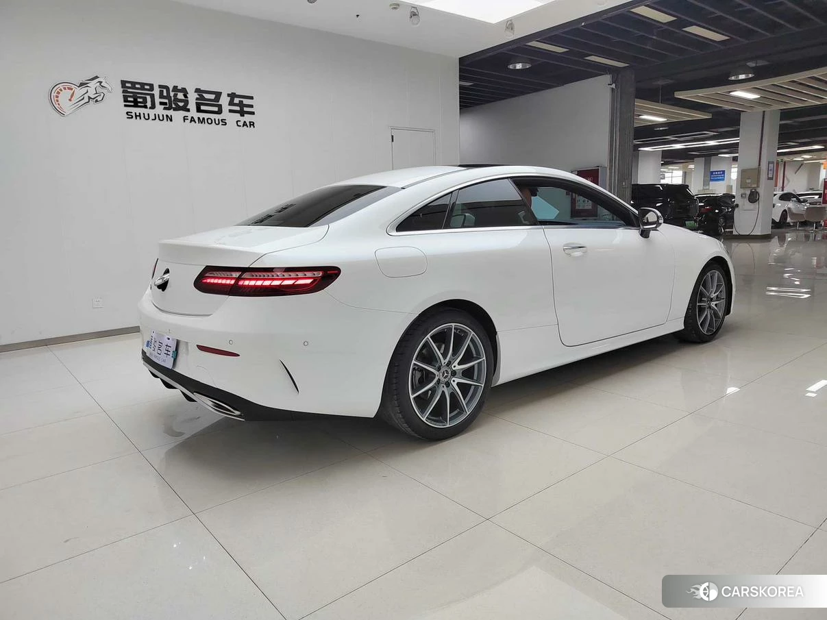 Mercedes-Benz E-class (imported) 2020 Белый из Китая, фото 2