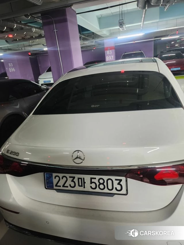 Mercedes-Benz E-Class W214 2024 Белый из Кореи, фото 2