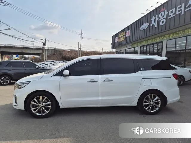 Kia The New Carnival id 3060613 из Кореи 7