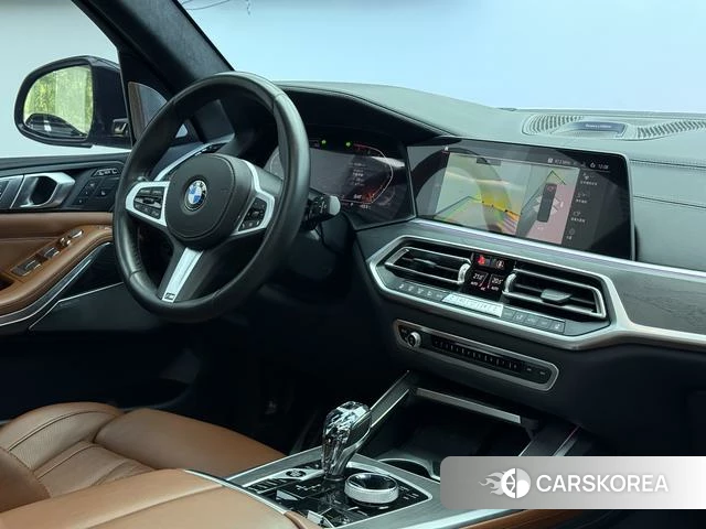 BMW X7 2021 Черный из Китая, фото 4