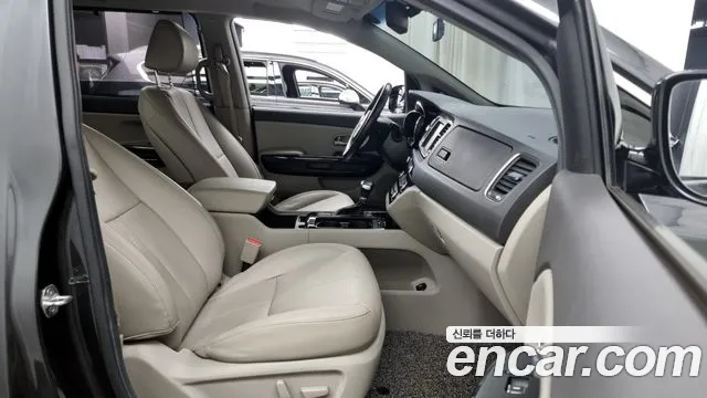 Kia All New Carnival id 2764648 из Кореи 12