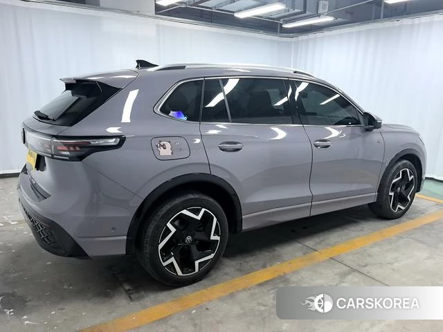 Volkswagen Tiguan L id 4259679 из Китая 12